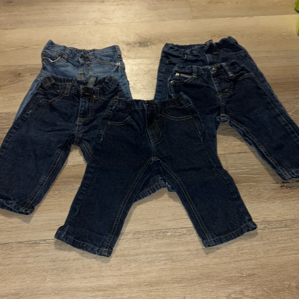 Baby jeans 9-12 mos